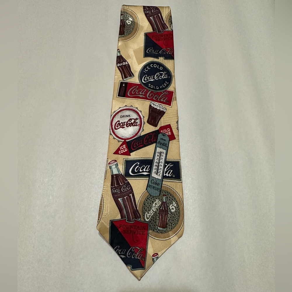 Vintage Coca Cola tie.